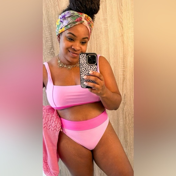 Other - Tularosa swimsuit *Missinf Padding